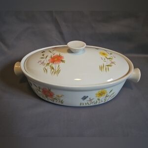 Two Country Flowers By Andrea Oval Ceramic Casserole Dishes With Lids